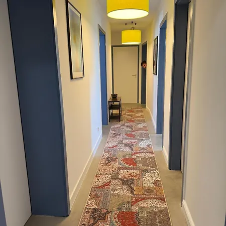Apartment Premium Im Zentrum Mit 2 Schlafzimmern *